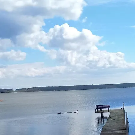 Fischstuebchen Neeberg 度假居 *