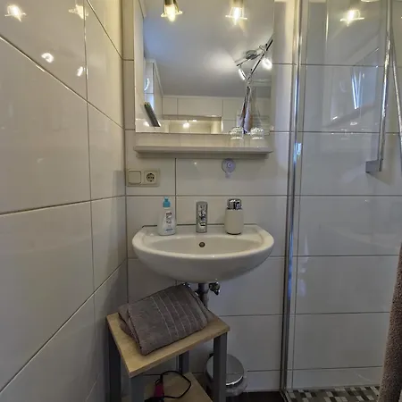 Fischstuebchen Neeberg Ferienhaus *