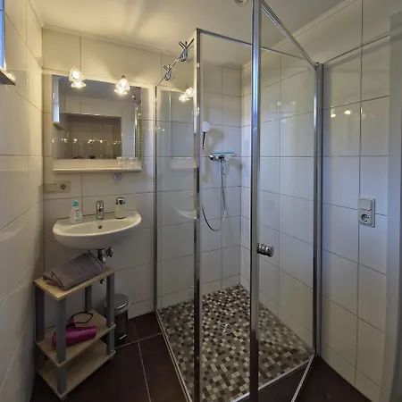 Fischstuebchen Neeberg *