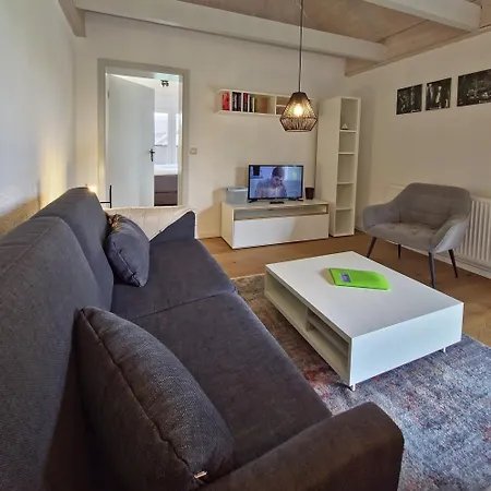 Fischstuebchen Neeberg *