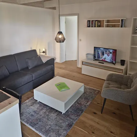 Fischstuebchen Neeberg Ferienhaus Krummin