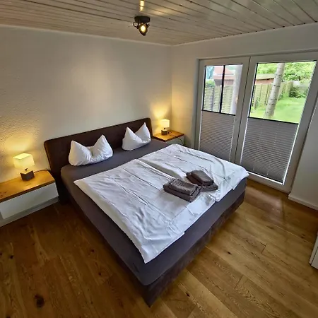 Fischstuebchen Neeberg Ferienhaus Krummin