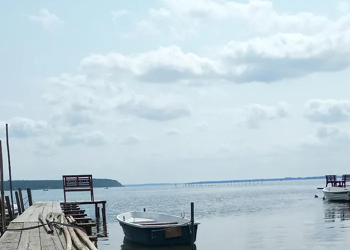 Fischstuebchen Neeberg * Krummin
